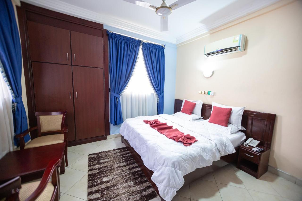 Sweet Pee Executive Hotel Kumasi Exterior photo