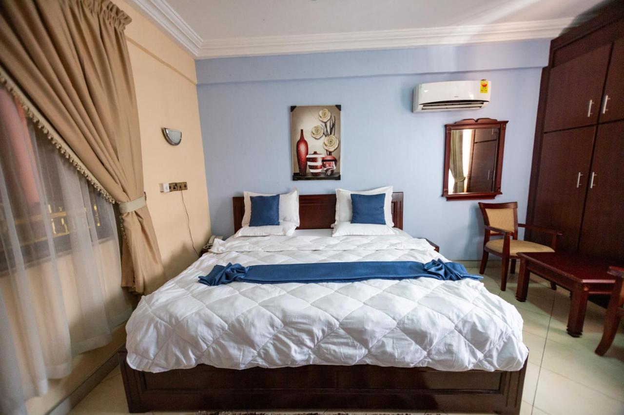 Sweet Pee Executive Hotel Kumasi Exterior photo