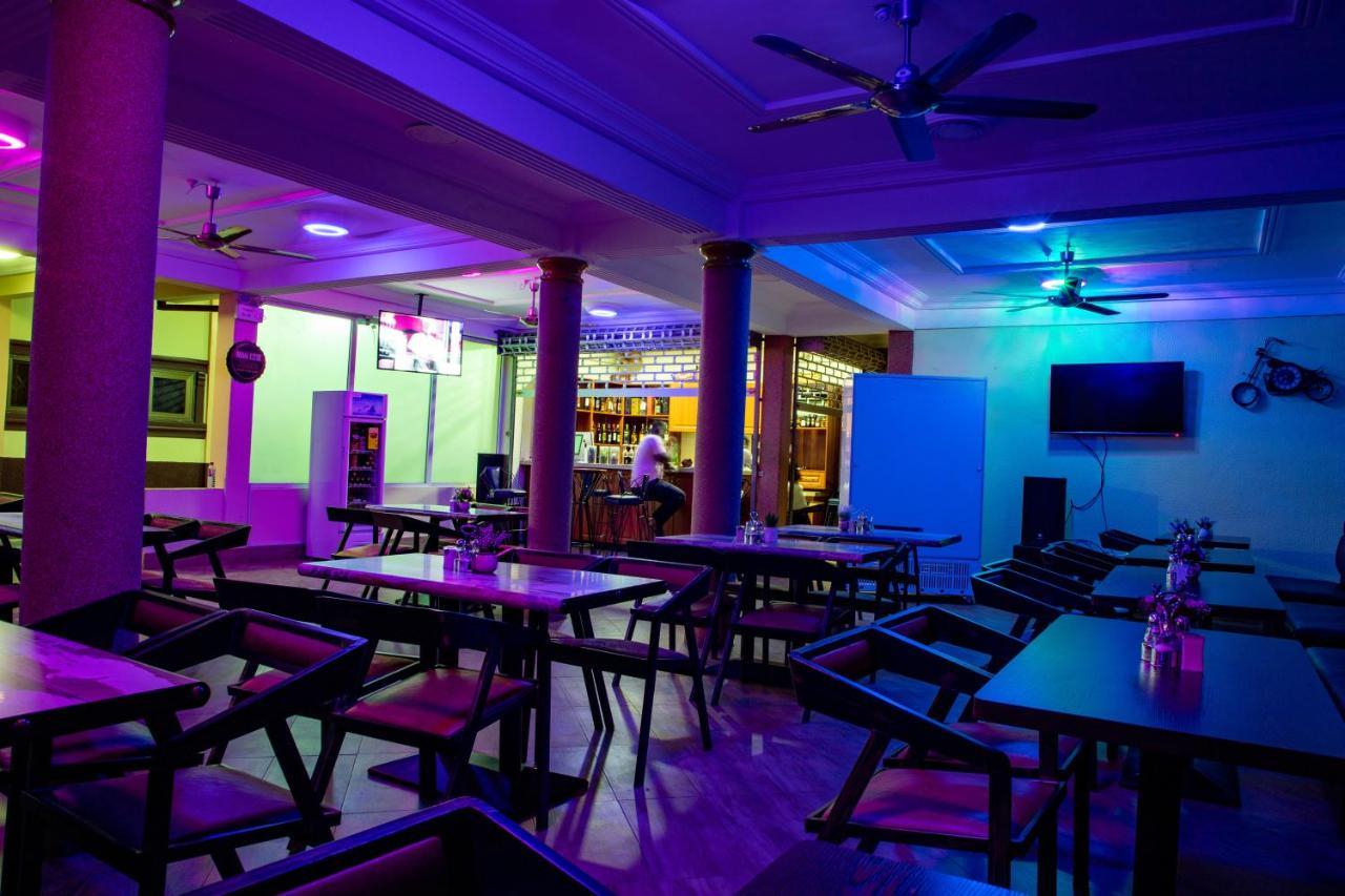Sweet Pee Executive Hotel Kumasi Exterior photo