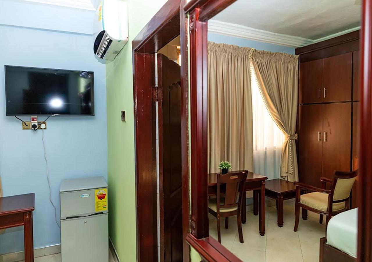 Sweet Pee Executive Hotel Kumasi Exterior photo